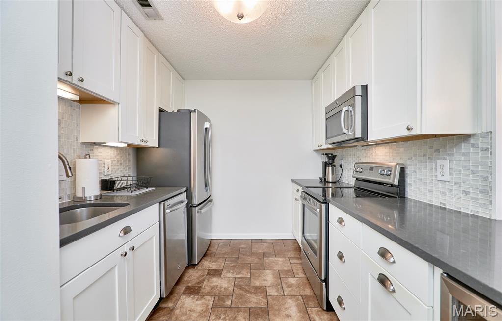 9045 N Swan Circle Property Photo 26