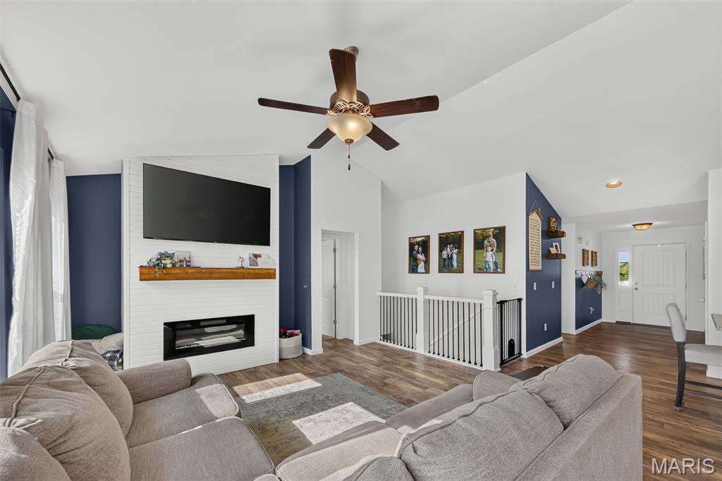 10 Andrew Court Property Photo 8