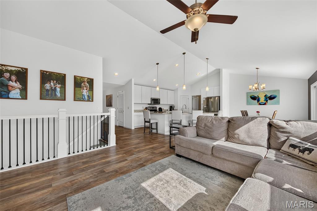 10 Andrew Court Property Photo 10