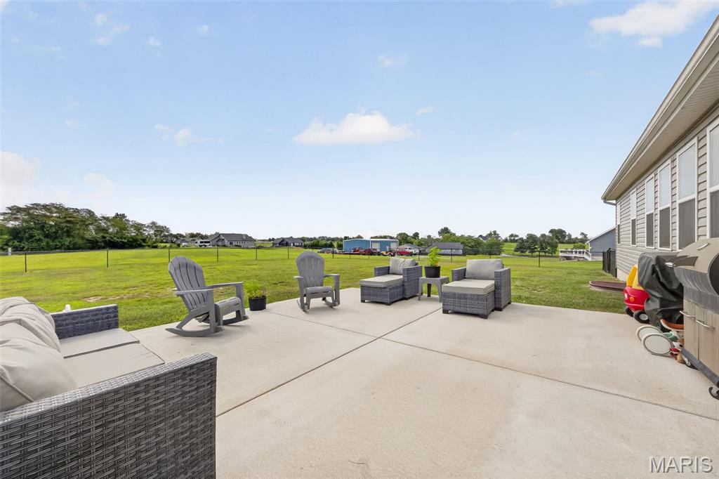 10 Andrew Court Property Photo 46