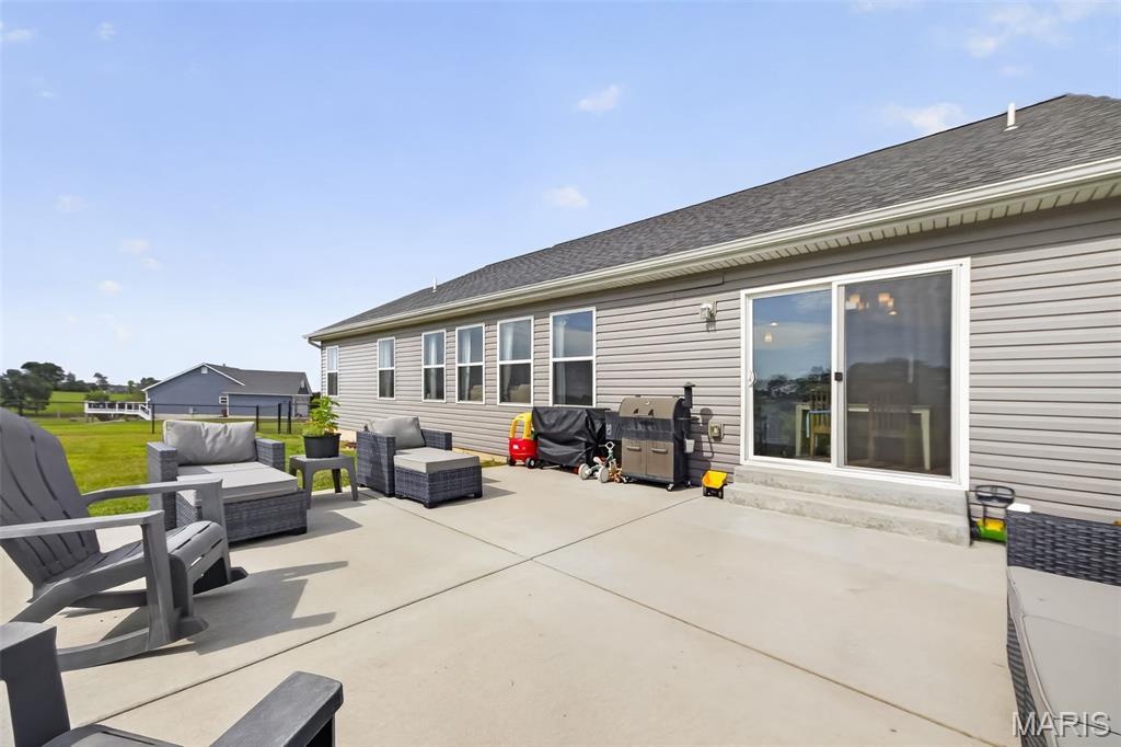 10 Andrew Court Property Photo 47
