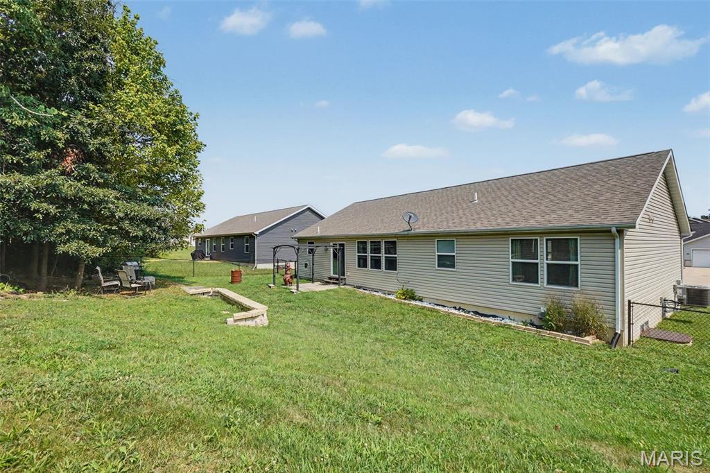 1023 Wrigley Circle Property Photo 5
