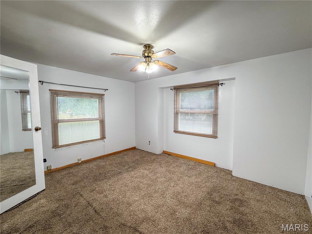 226 Dixie Street Property Photo 6