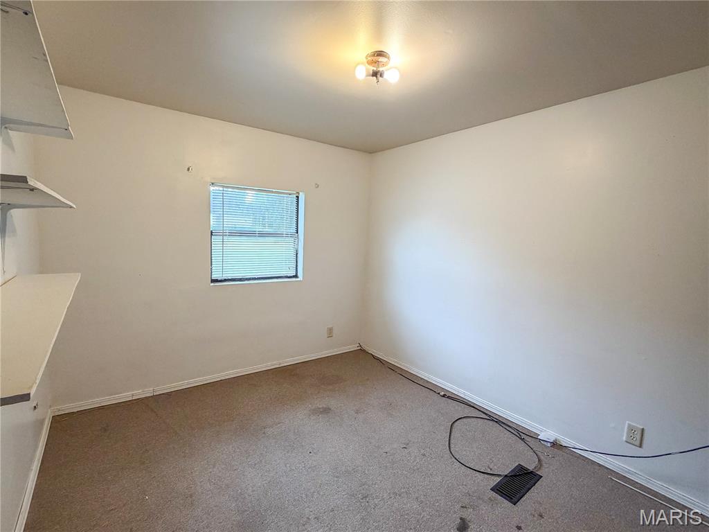 226 Dixie Street Property Photo 11