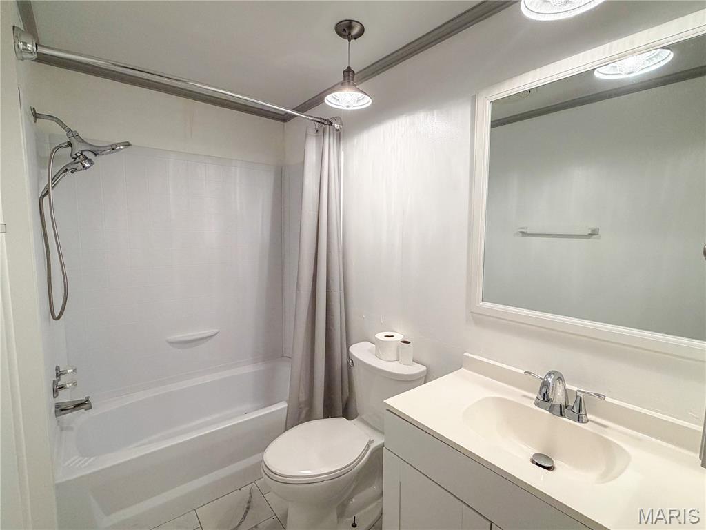 226 Dixie Street Property Photo 13