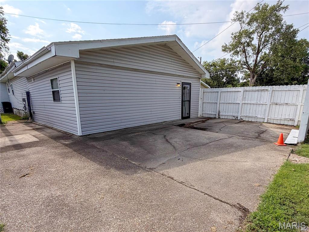 226 Dixie Street Property Photo 22
