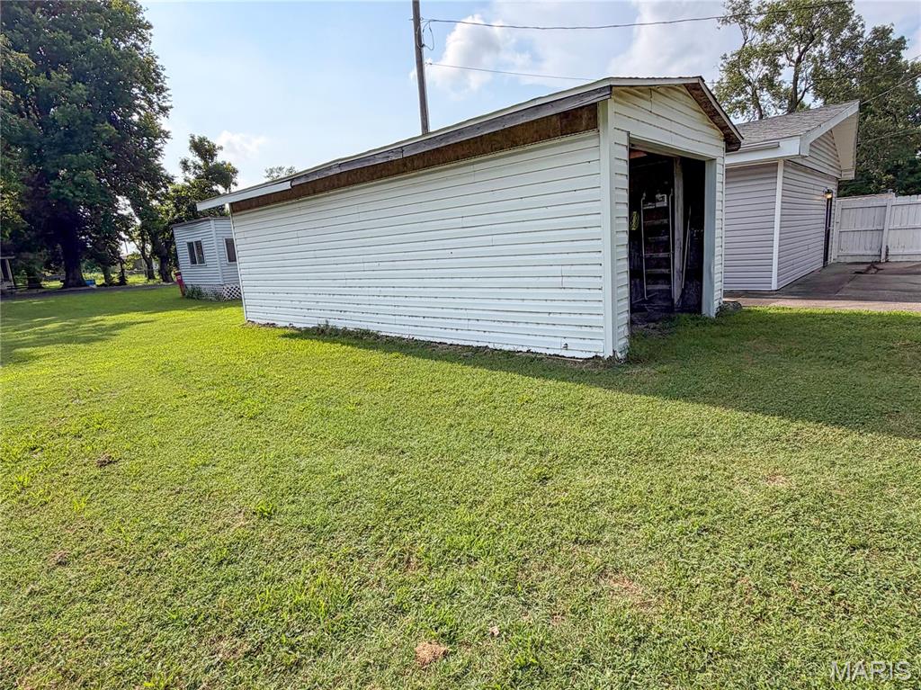 226 Dixie Street Property Photo 26