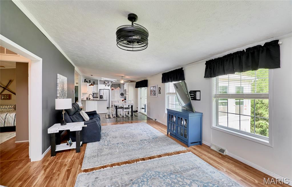 141 Sun Haven Drive Property Photo 12
