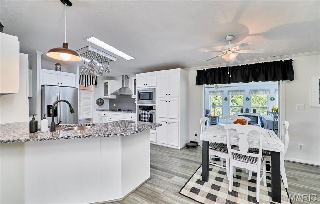 141 Sun Haven Drive Property Photo 16
