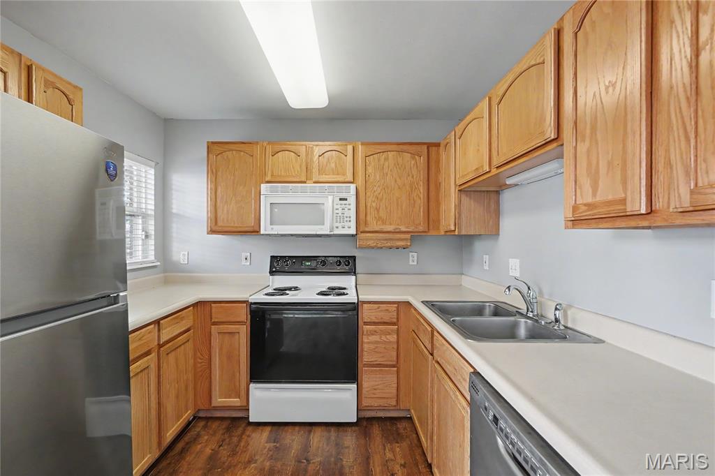 410 Benton C Property Photo 14