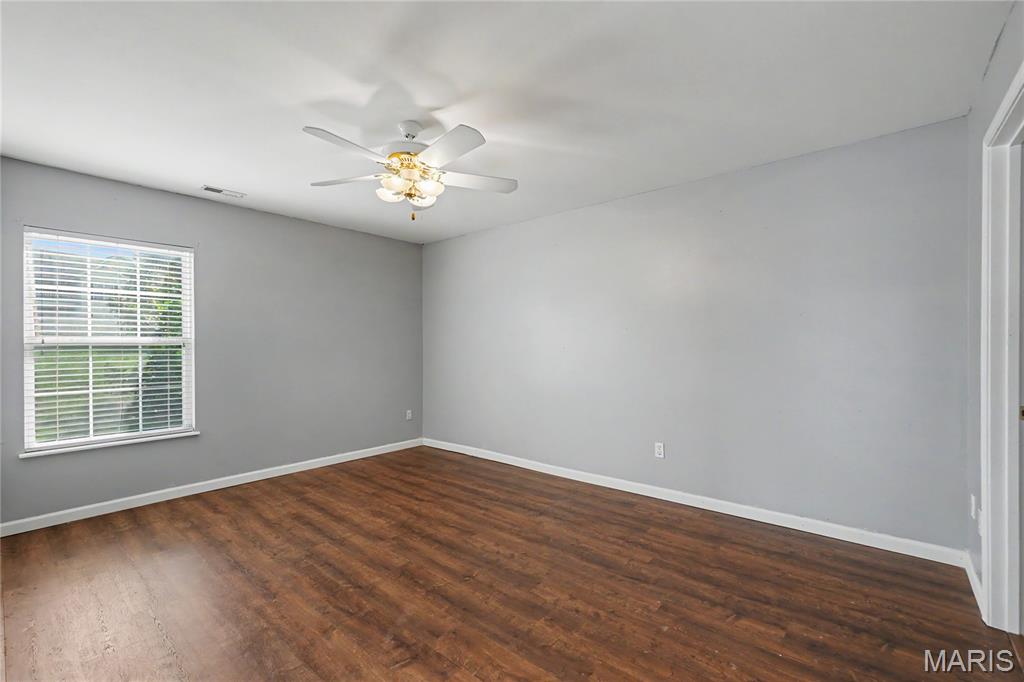 410 Benton C Property Photo 17