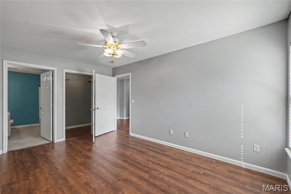 410 Benton C Property Photo 18