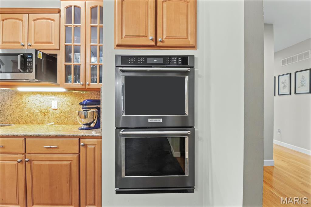 10570 Glen Oaks Drive Property Photo 16
