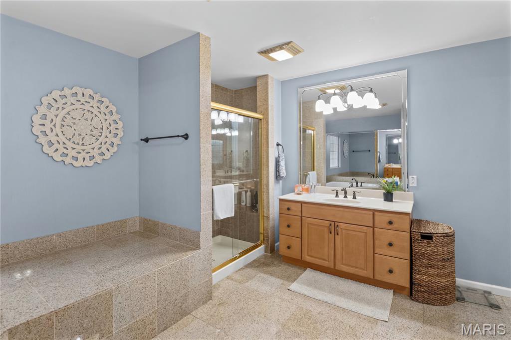 10570 Glen Oaks Drive Property Photo 20