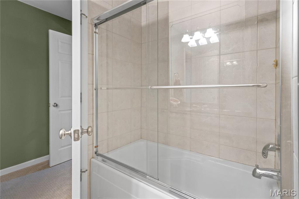 10570 Glen Oaks Drive Property Photo 33