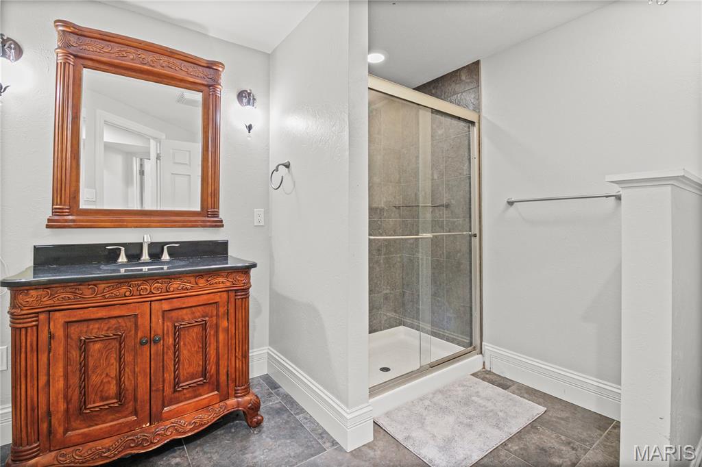 10570 Glen Oaks Drive Property Photo 40
