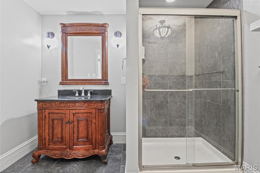 10570 Glen Oaks Drive Property Photo 42