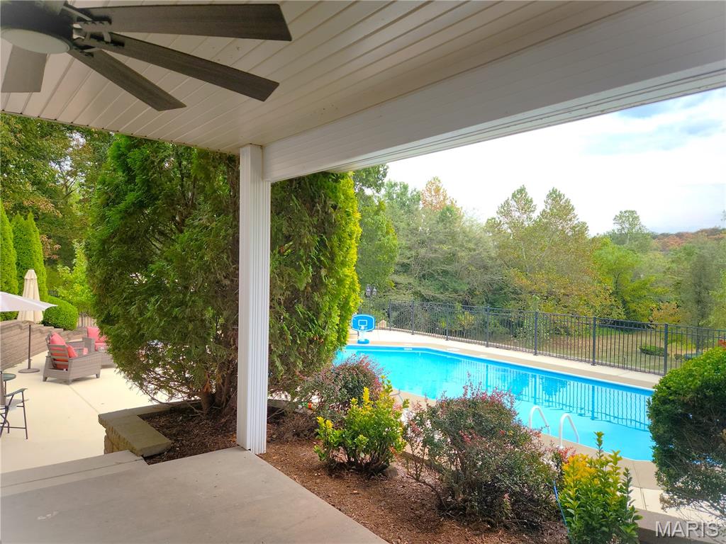 10570 Glen Oaks Drive Property Photo 50