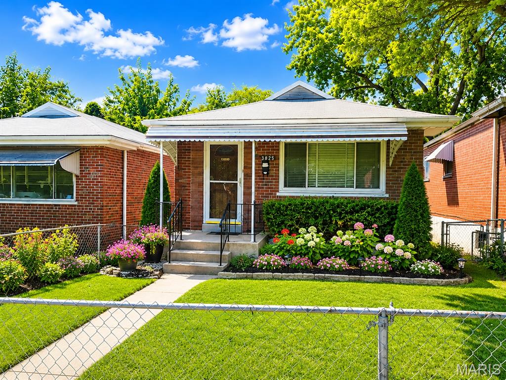 3825 Illinois Avenue Property Photo 1