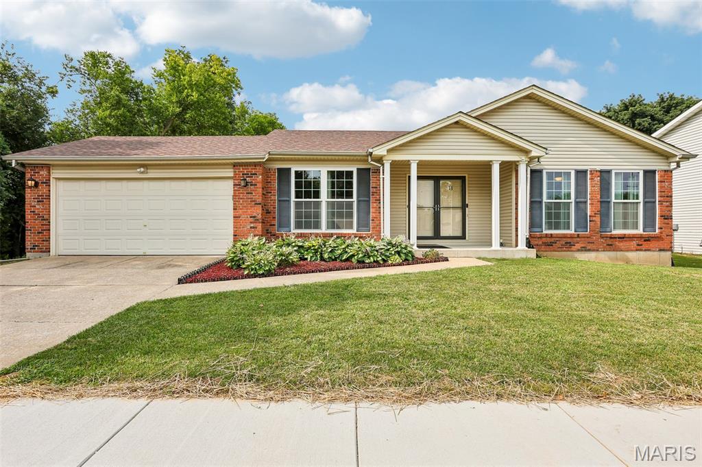 11 Laurelwood Drive Property Photo 1