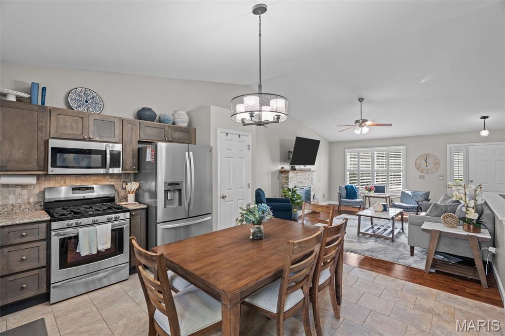 59 E Homefield Point Ct Property Photo 8