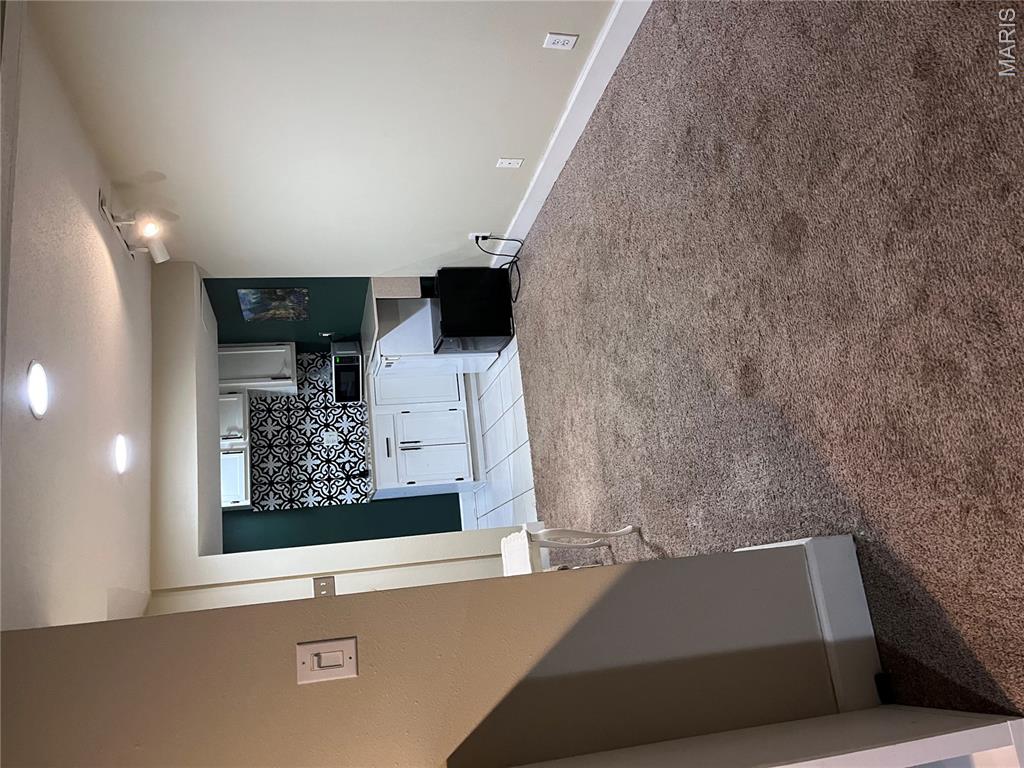 121 Rosewood Lane Property Photo 20