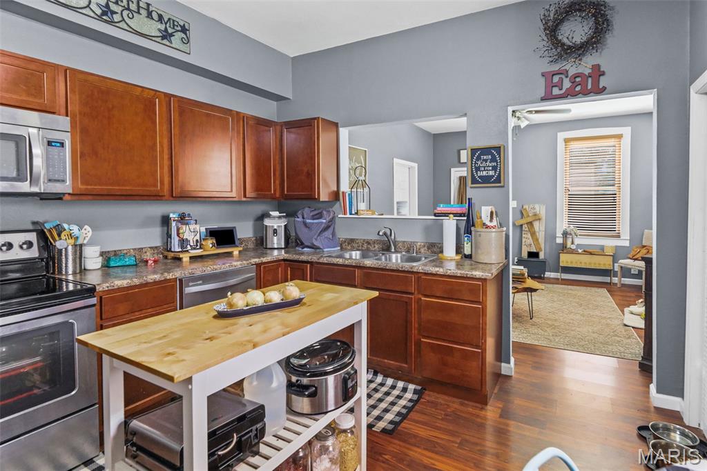 313 N John Street Property Photo 17