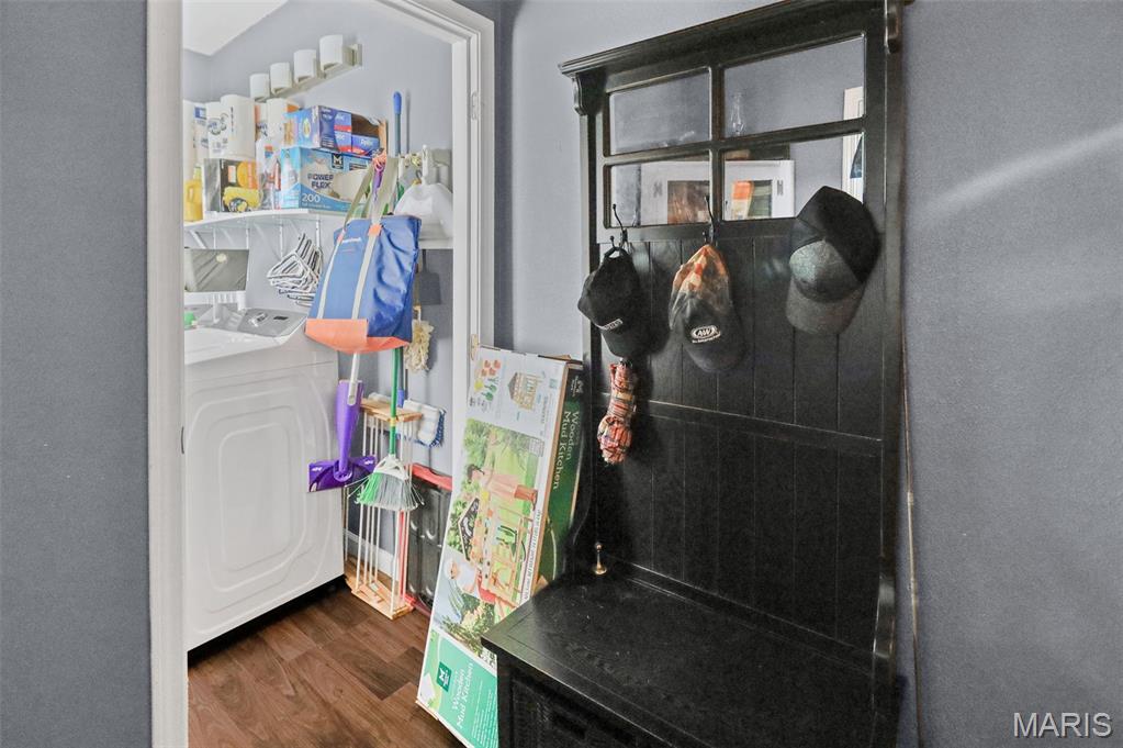 313 N John Street Property Photo 19