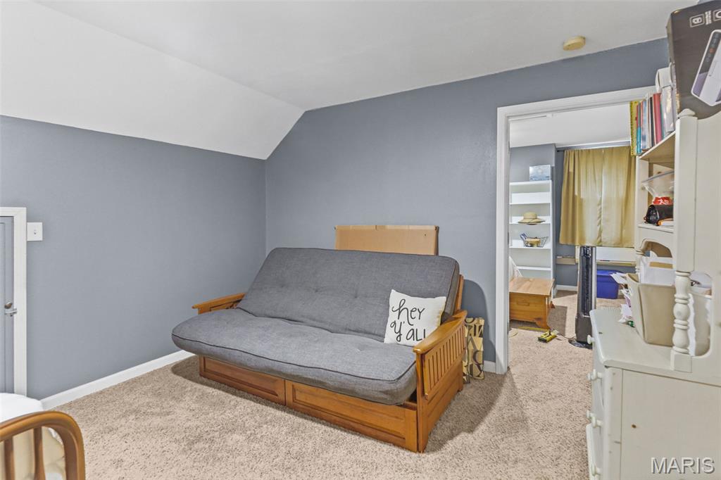 313 N John Street Property Photo 29