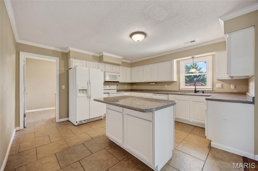 157 Keepsake Road Property Photo 6
