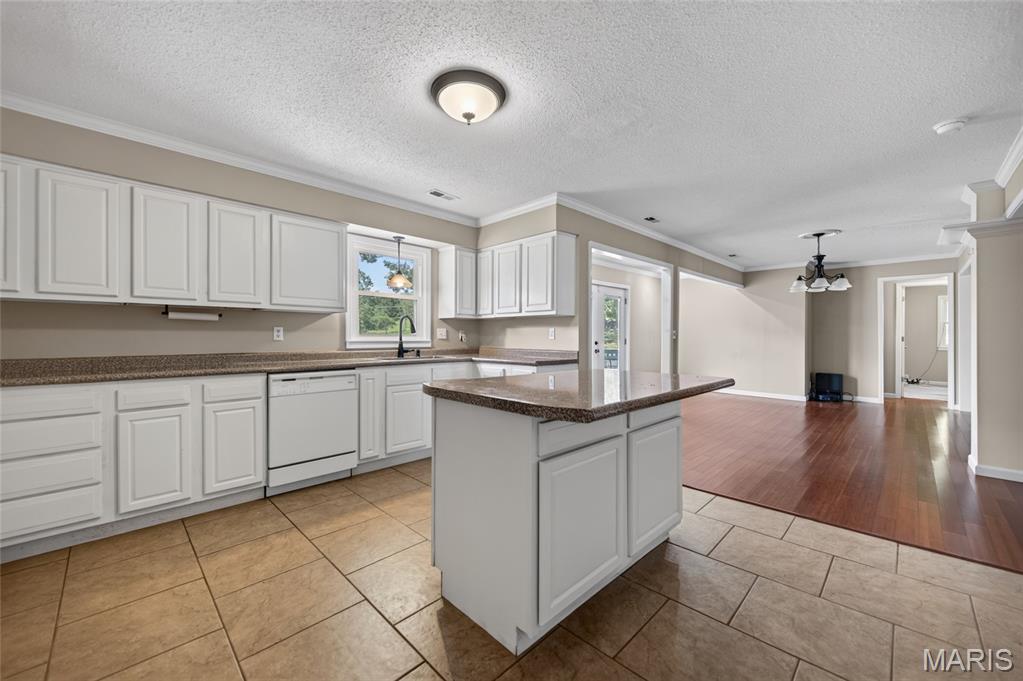 157 Keepsake Road Property Photo 7