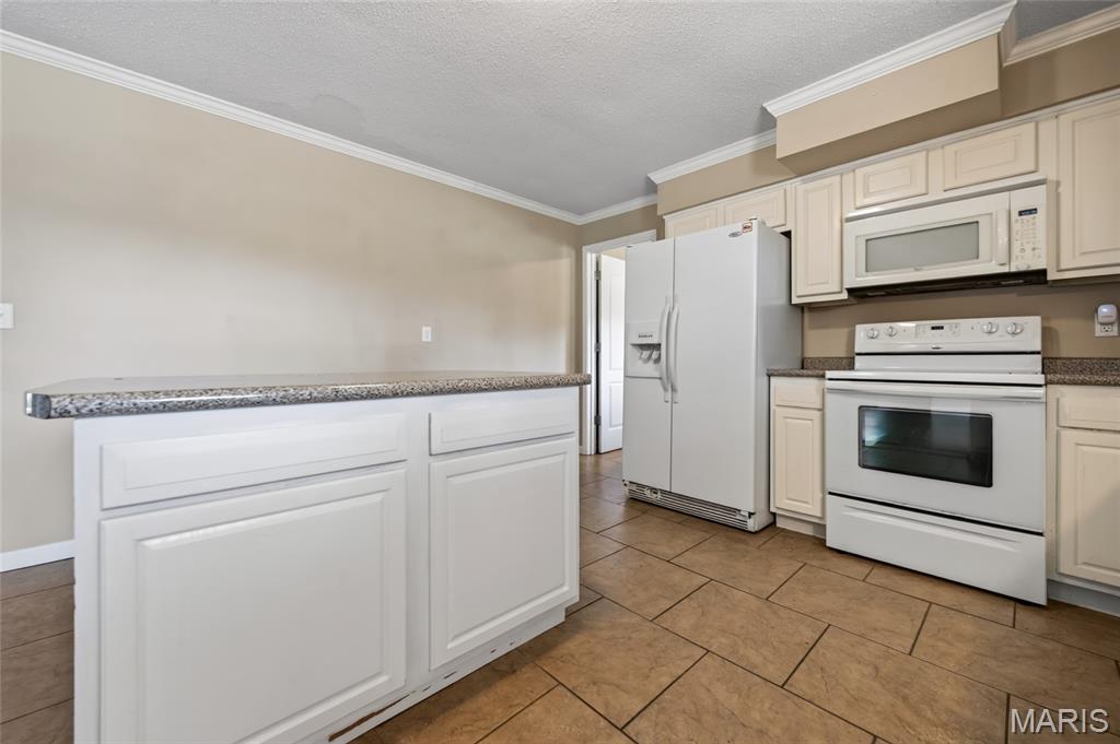 157 Keepsake Road Property Photo 8