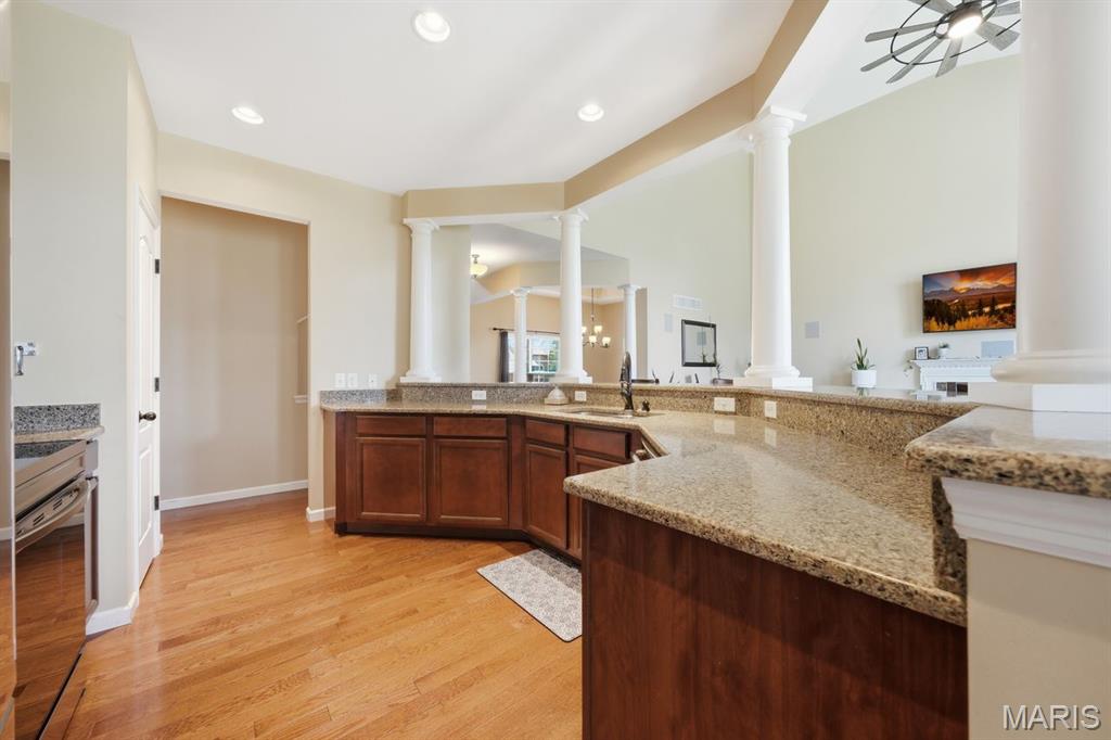 3247 Chester Boulevard Property Photo 7