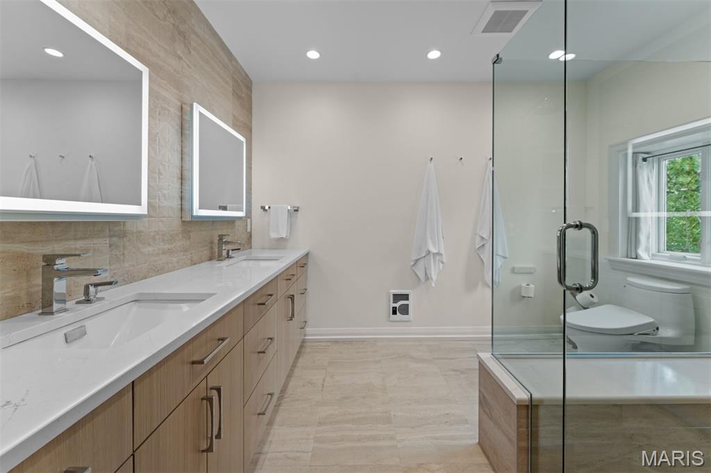 516 Warder Avenue Property Photo 35