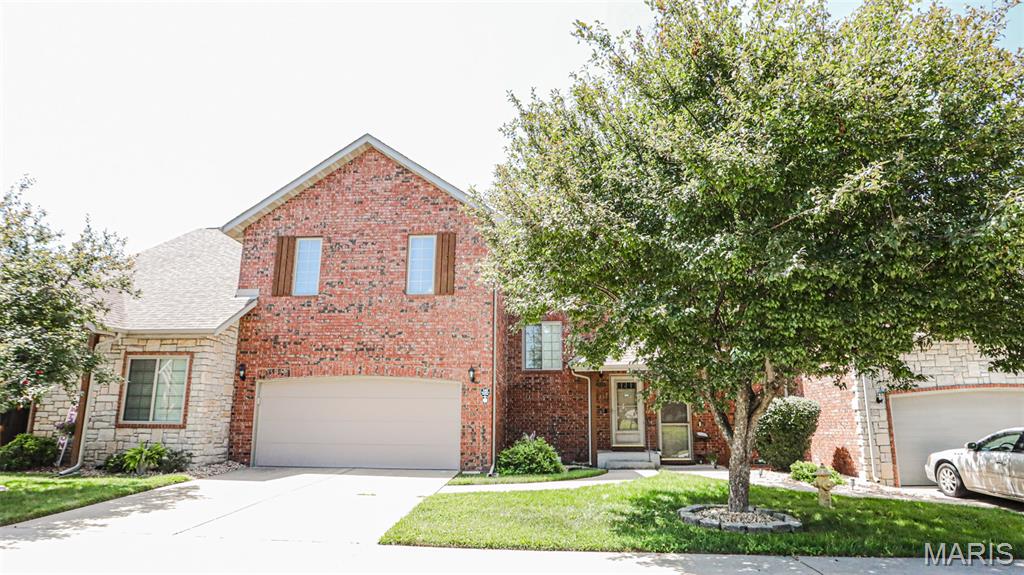 2335 W Chesterfield Boulevard B Property Photo 1