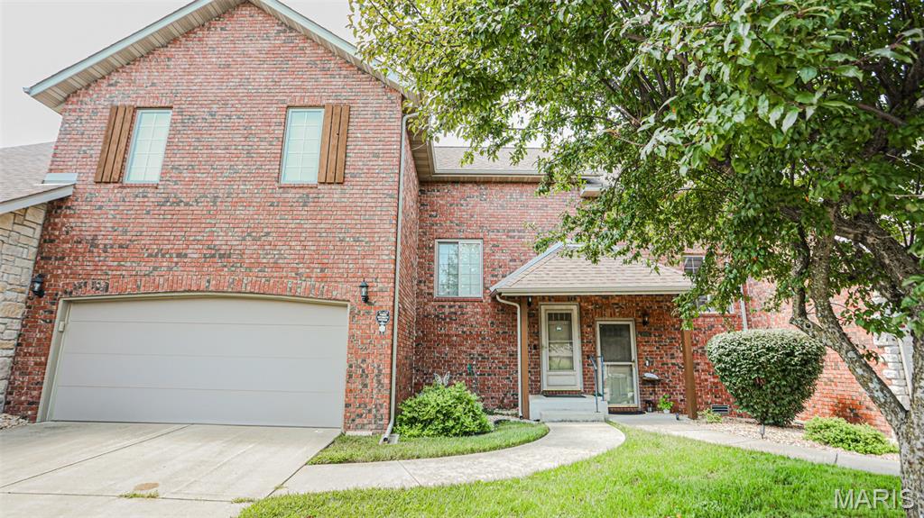 2335 W Chesterfield Boulevard B Property Photo 5