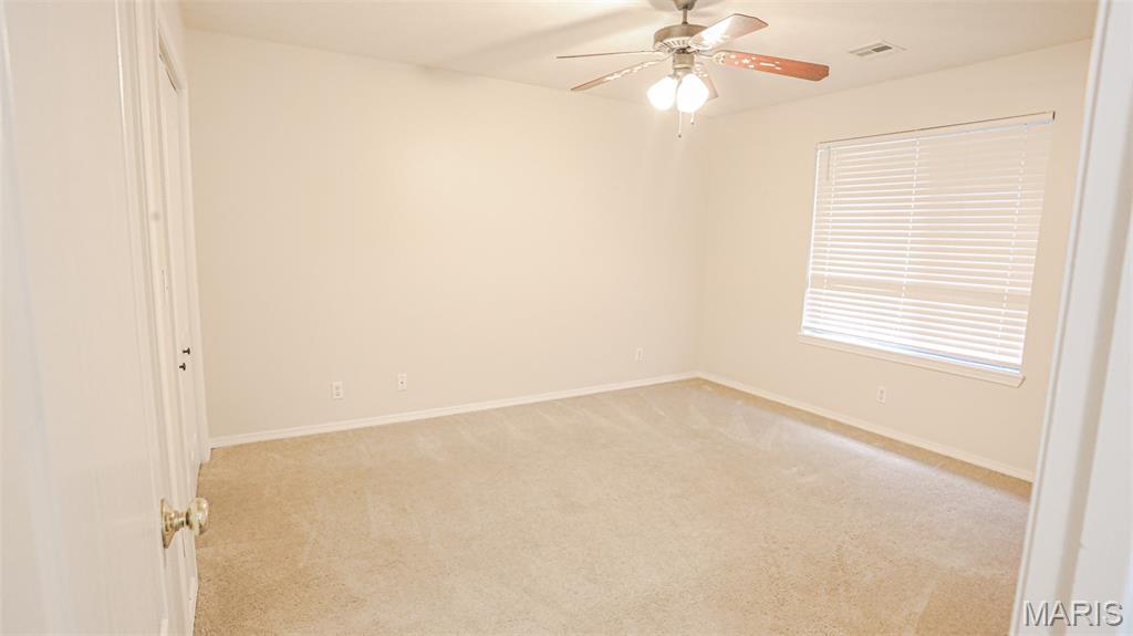 2335 W Chesterfield Boulevard B Property Photo 32