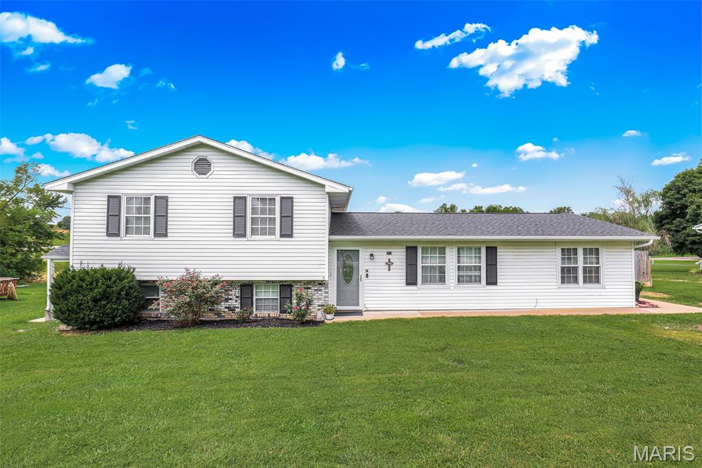 112 Village Creek Road Property Photo 1
