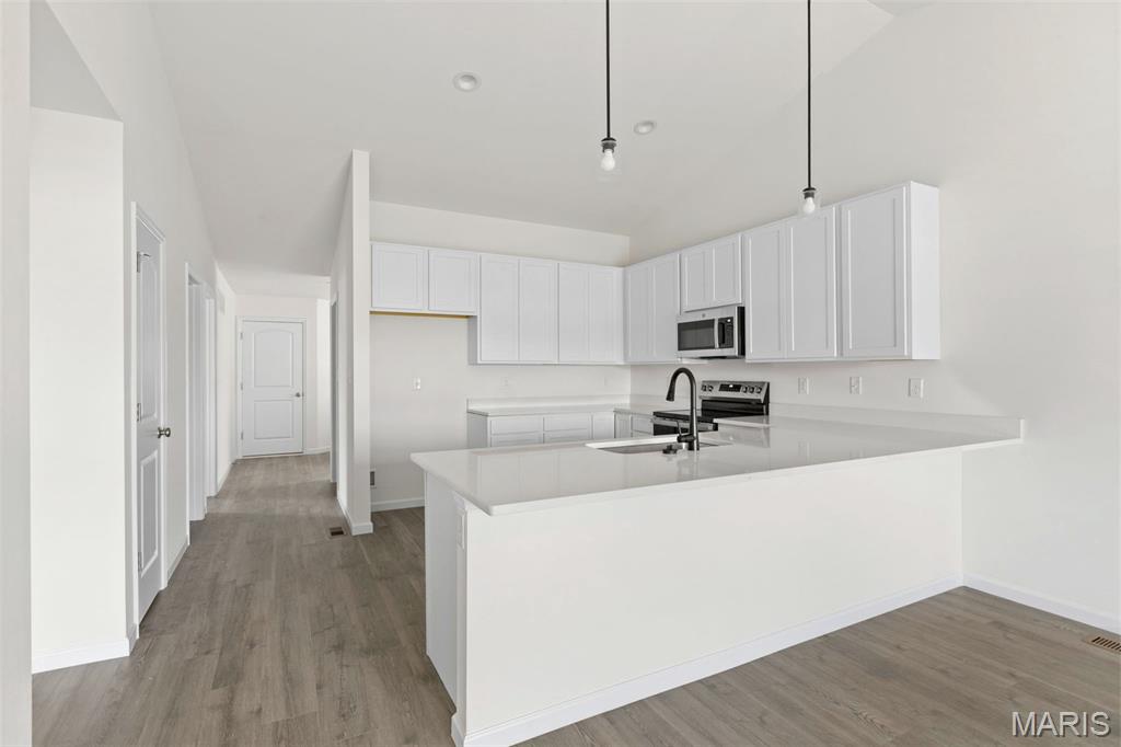 2211 Heatherfield Drive Property Photo 11