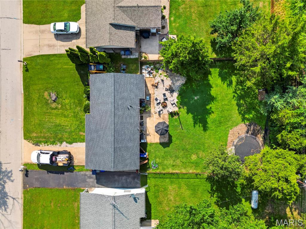 310 Heyden Drive Property Photo 15