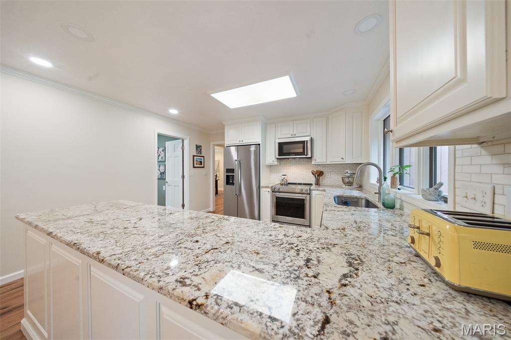 511 E Christy Drive Property Photo 15