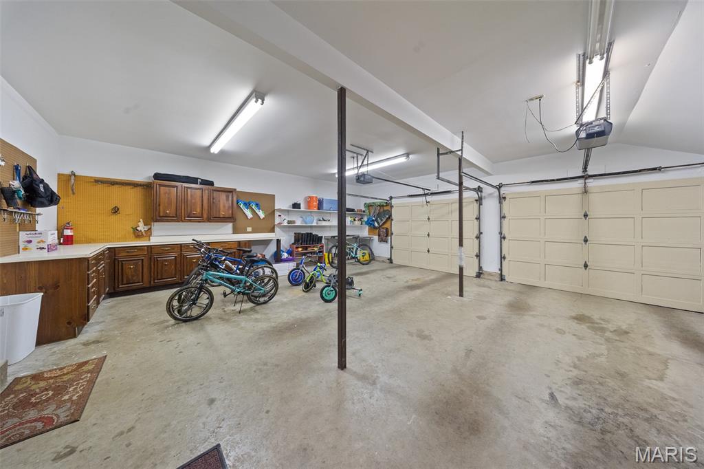 511 E Christy Drive Property Photo 19