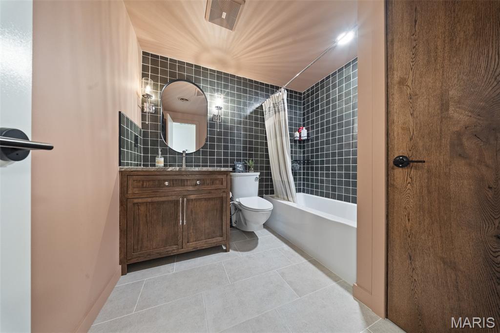 511 E Christy Drive Property Photo 42