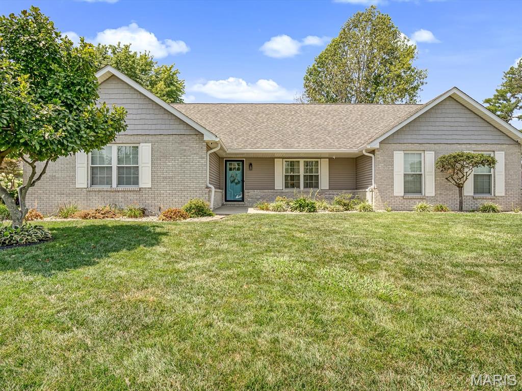 113 Suburban Drive Property Photo 2