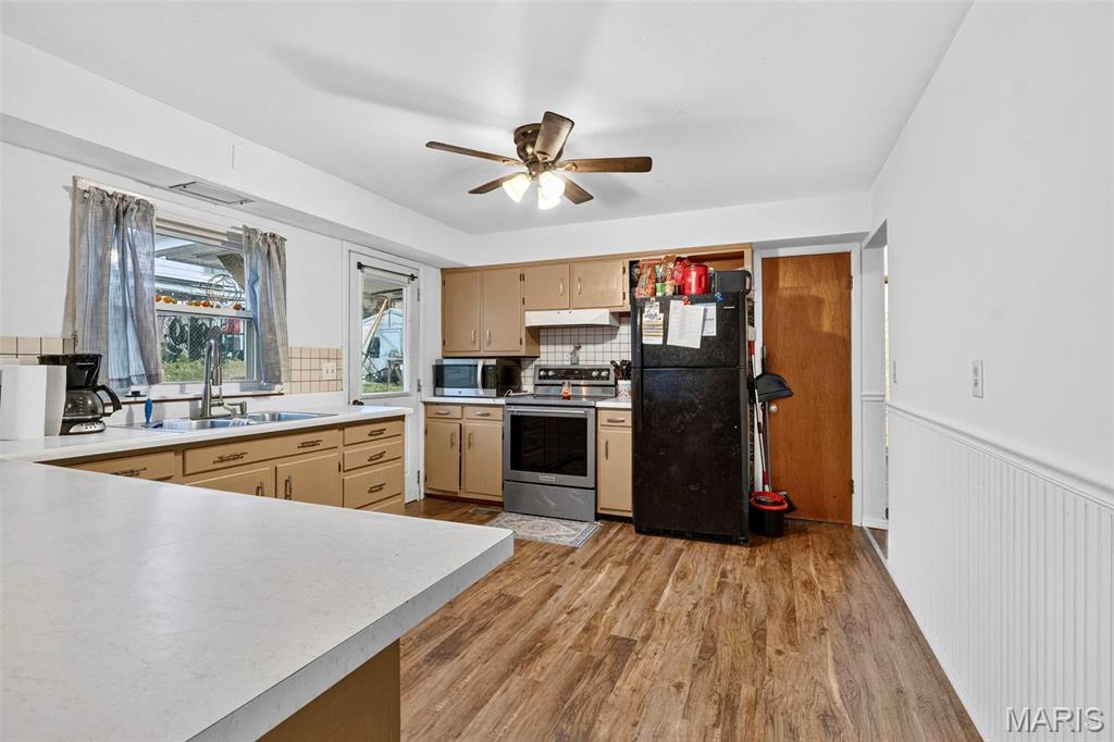 205 Locust Street Property Photo 9