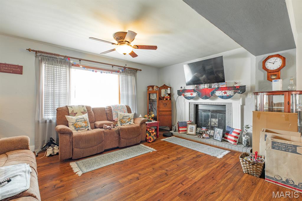 706 S Maple Street Property Photo 23