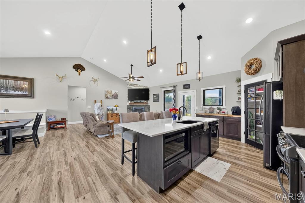1010 Highway Uu Property Photo 8