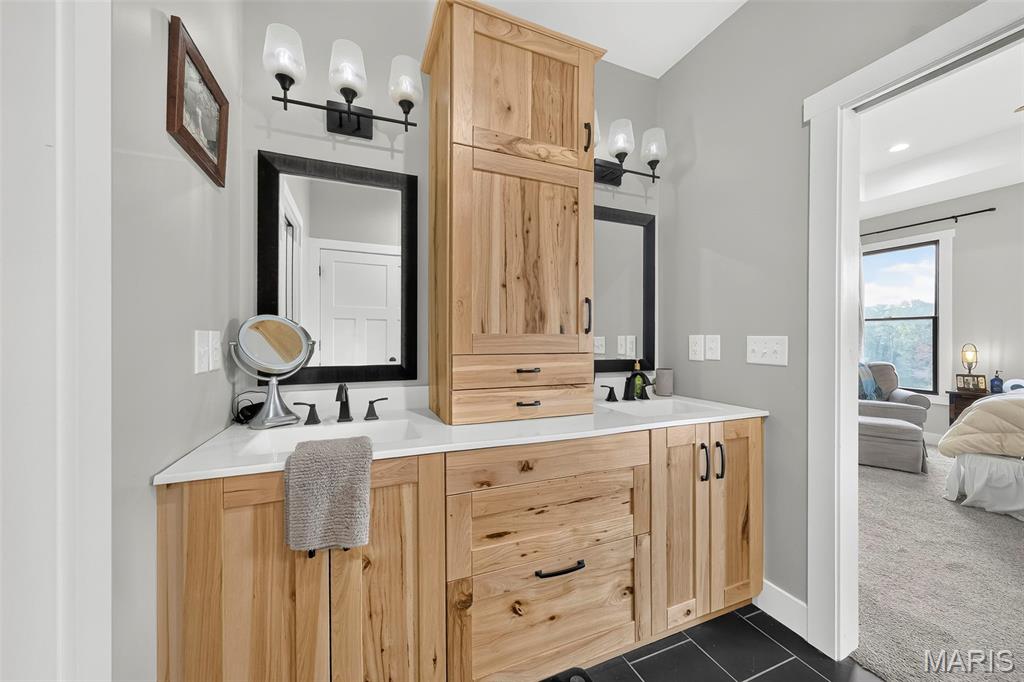 1010 Highway Uu Property Photo 35