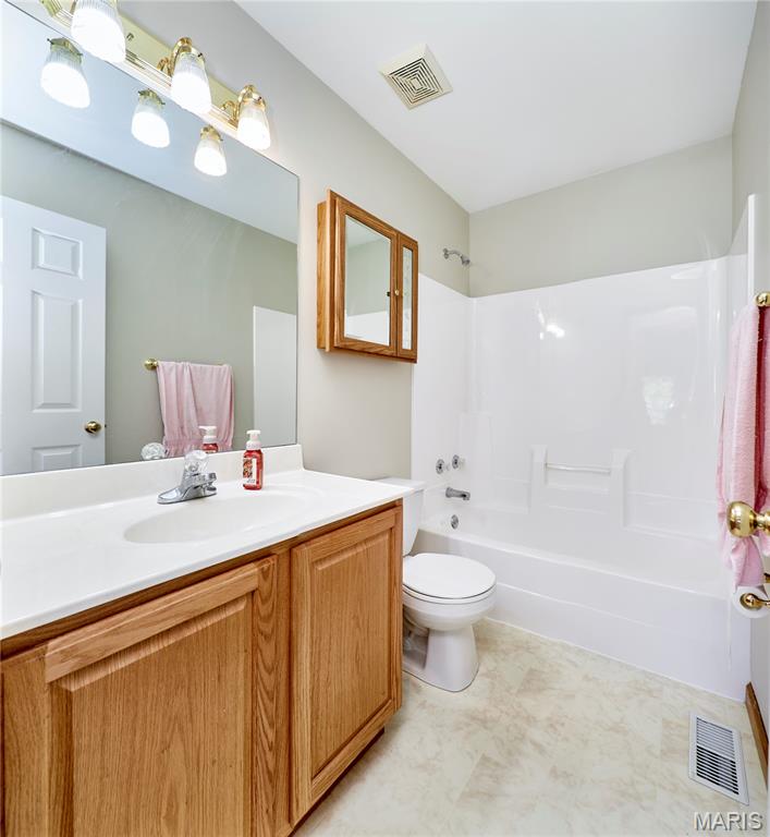 25 Spanish Oak Court Property Photo 6