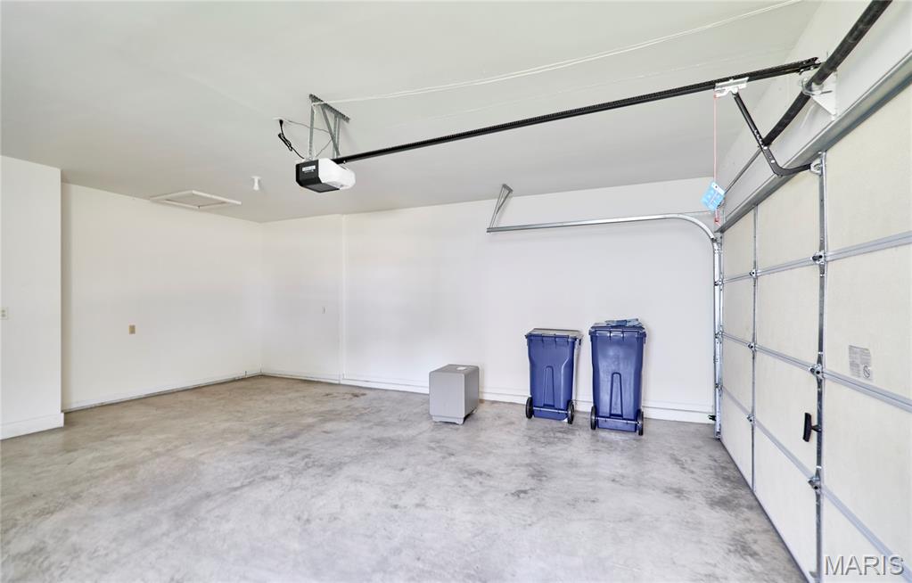 25 Spanish Oak Court Property Photo 19